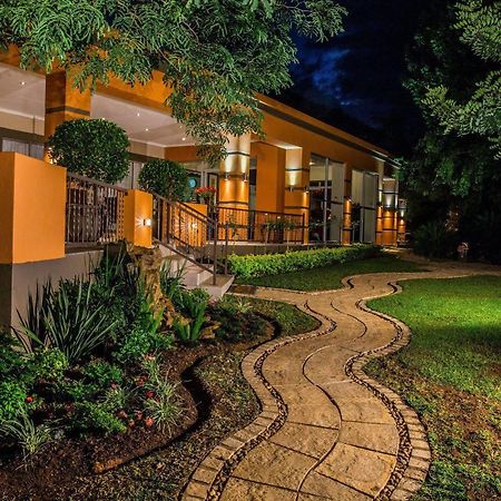 Home Guesthouse Рюстенбург Экстерьер фото